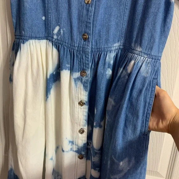 *RARE Vintage 80s Denim Button-Up Dress with Floral Embroidered Designs - M - Picture 5 of 9